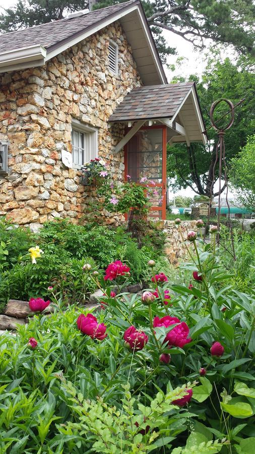 Rock Cottage Gardens B&B Eureka Springs Zewnętrze zdjęcie